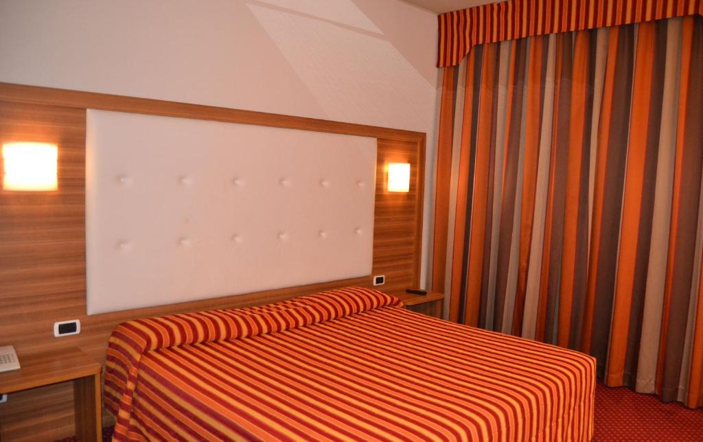 Hotel Motel 2 Castel San Giovanni  Δωμάτιο φωτογραφία